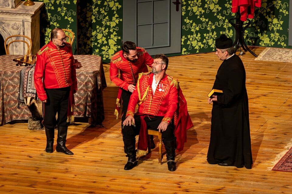 „Damy i Huzary” w  Ustrzykach Dolnych!