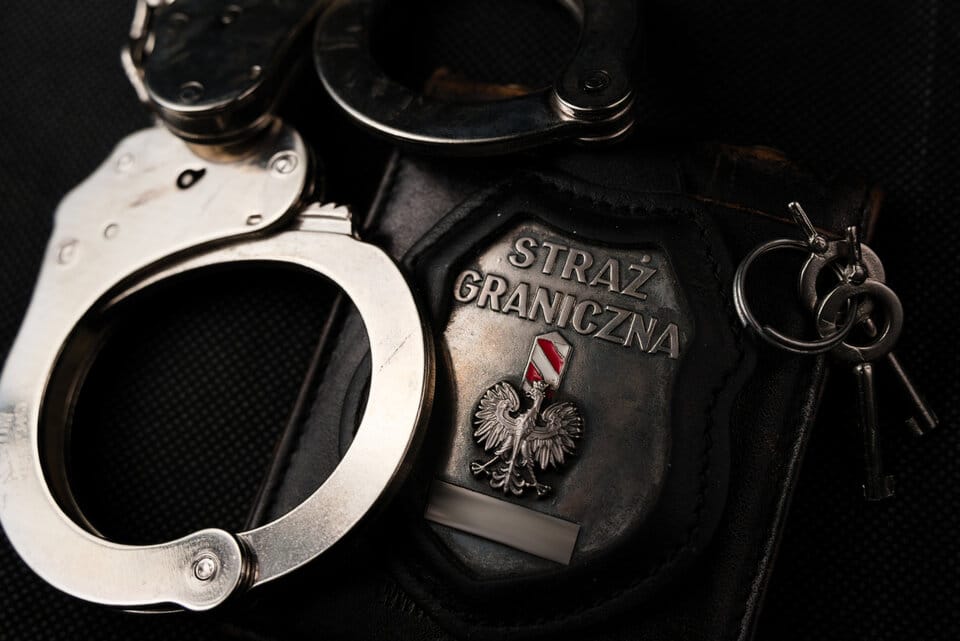 Wyłudzali uprawnienia do pobytu w Polsce. Straż Graniczna rozbiła proceder