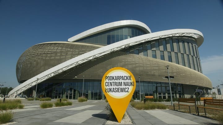 Konkurs „Oświeć mnie – kreatywne i logiczne zagadki inspirowane postacią Ignacego Łukasiewicza”